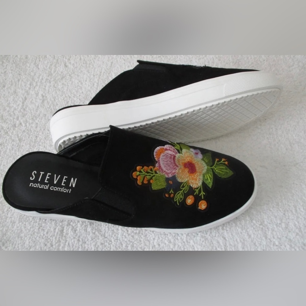 Steve Madden NATURAL COMFORT BLACK FLORAL EMBROIDERED SHOES SIZE 6W NWOT 🍂​ - Picture 8 of 11